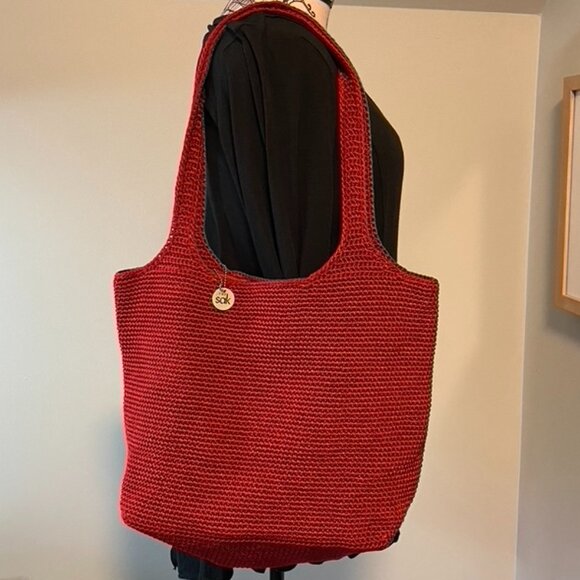 Le Sak Red Large Tote Crochet 2 handles Classic Casual - Picture 1 of 9